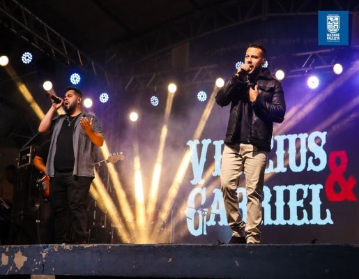 349 anos: Veja os melhores momentos do grande show de Vinícius & Gabriel na Praça Álvaro Guião em Nazaré Paulista